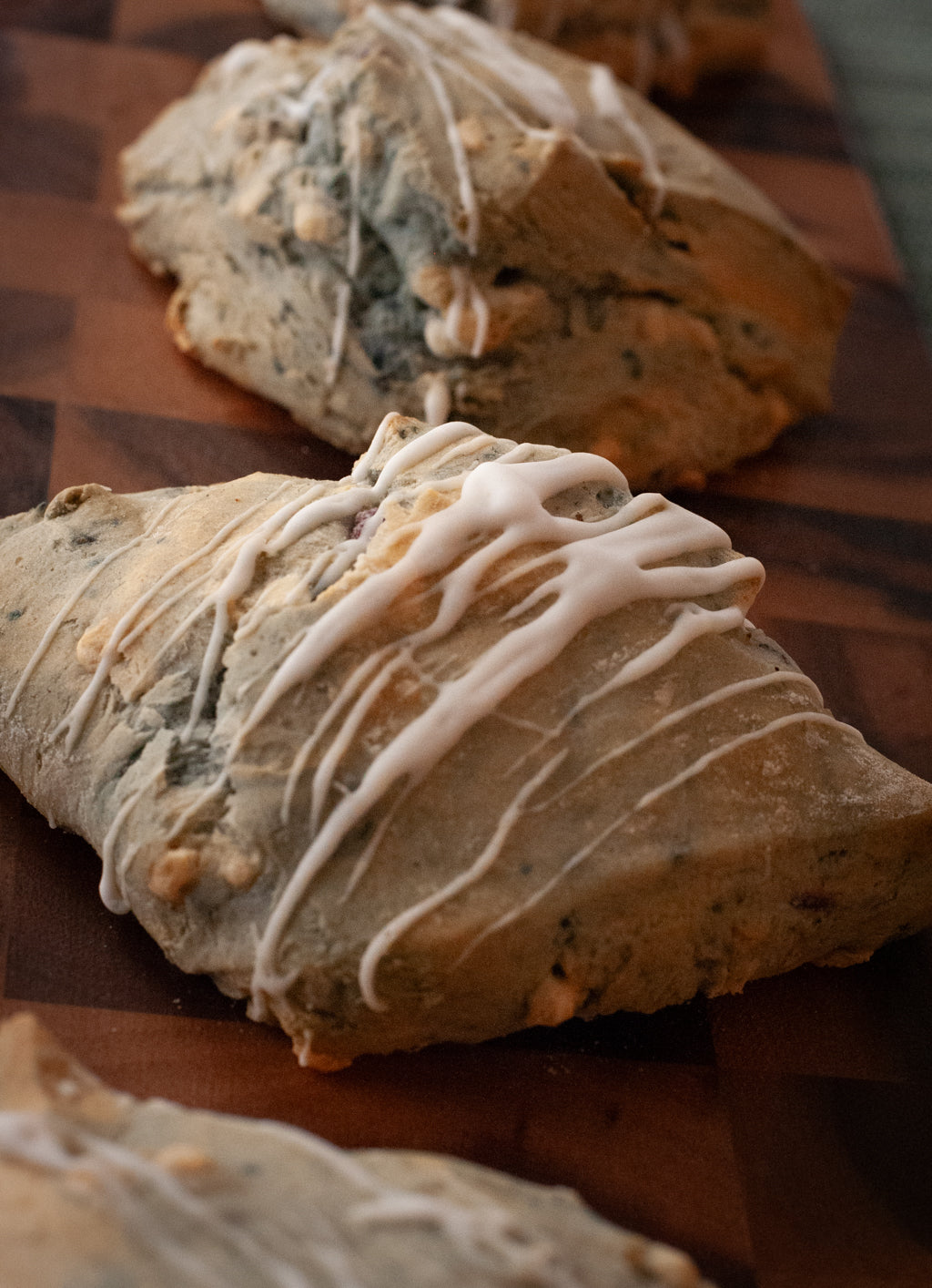 Scone - Raspberry White Chocolate (2PK) *