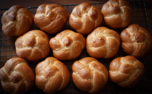 Challah Knot Dinner Roll (12PK)